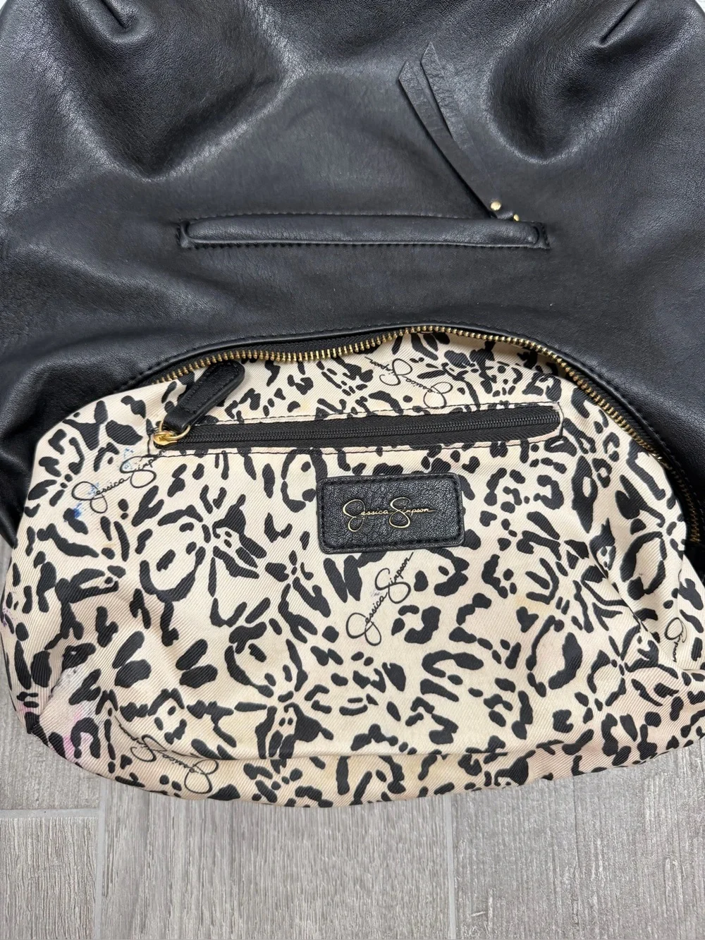 Jessica Simpson hobo-style bag pleated matelasse synthetic exterior chain linc
